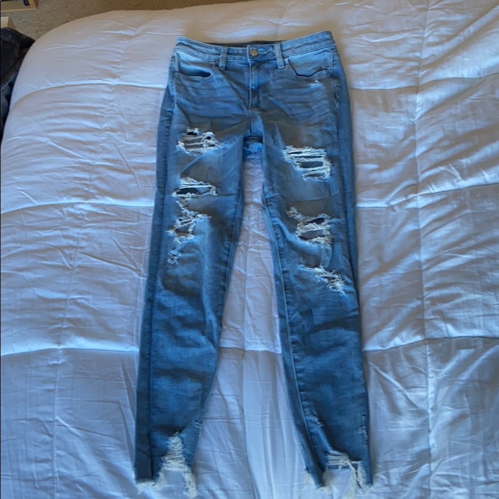 American Eagle Ripped Skinny Jeans!
